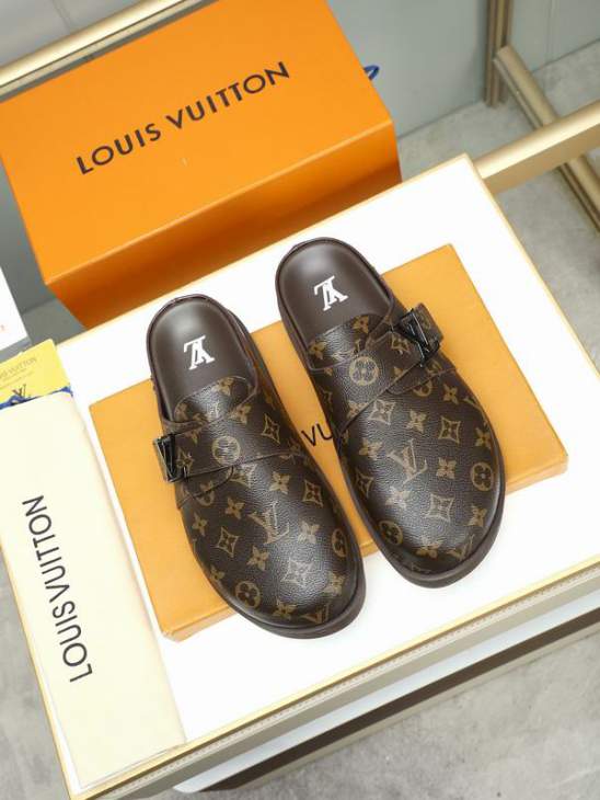 Picture of Louis Vuitton Slippers _SKULVsz38-45hnh0416990